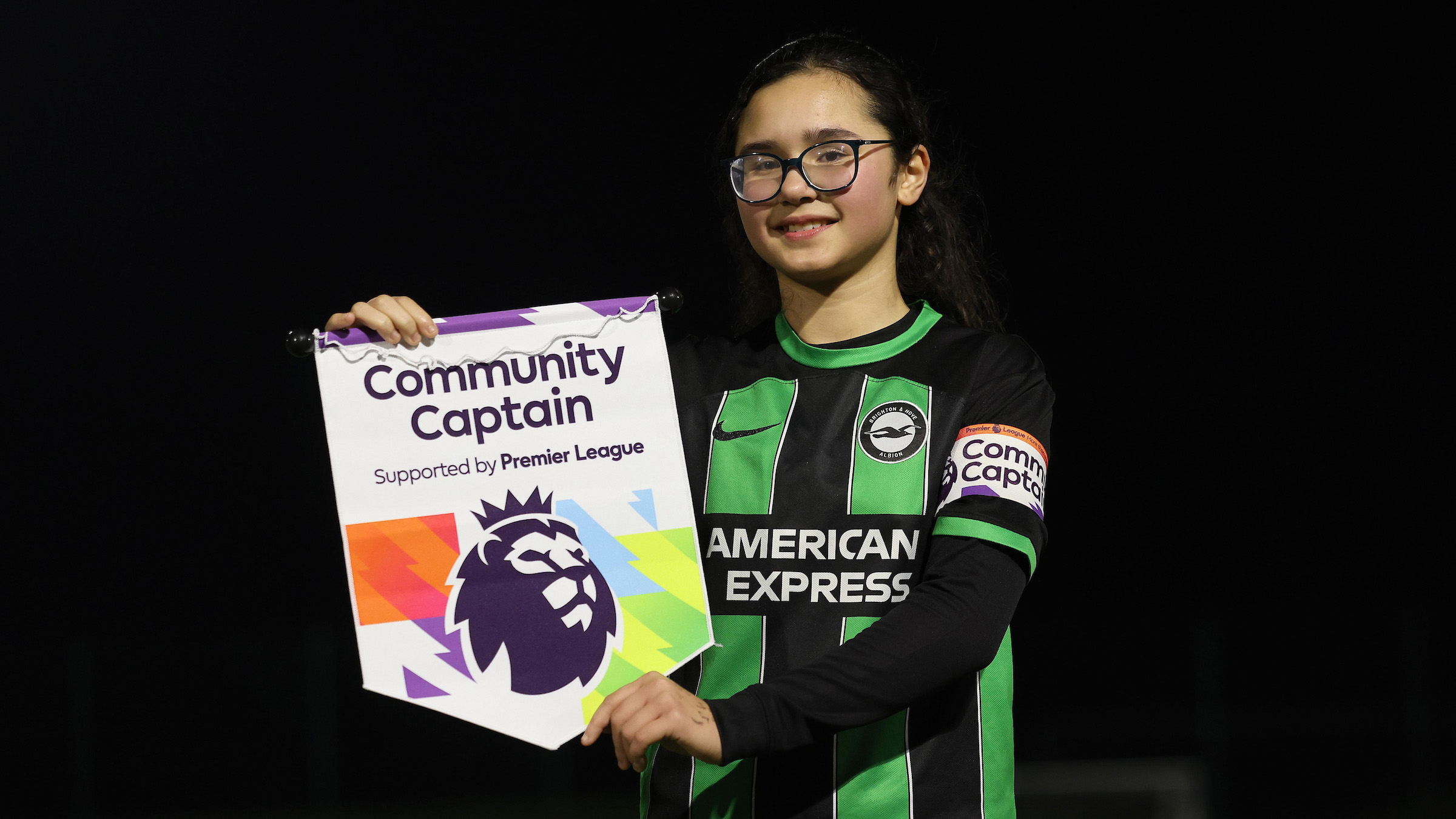 ‘Spirit of Kicks’ Helen given Community Captain award