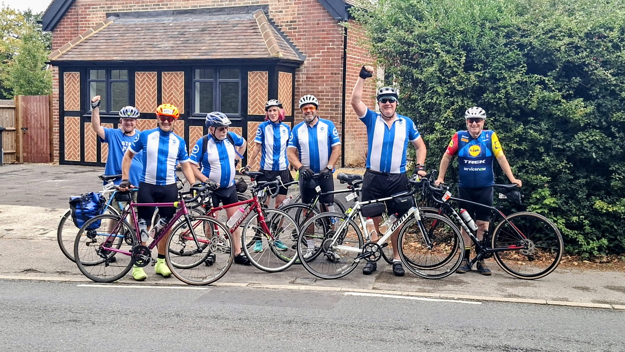London to Brighton team raise over £6k